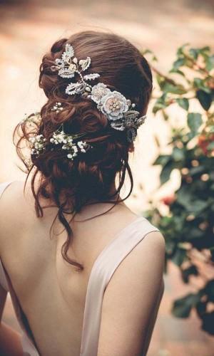 18 most romantic updos featured headpiece edera jewelry