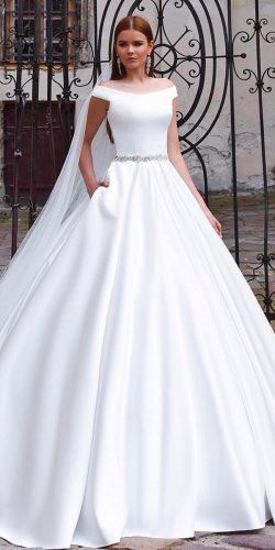 crystal design wedding dresses off the shoulder sweetheart simple classic ball gown