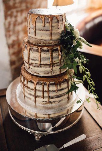 rustic wedding rustic cake with gold samueldockerphotography