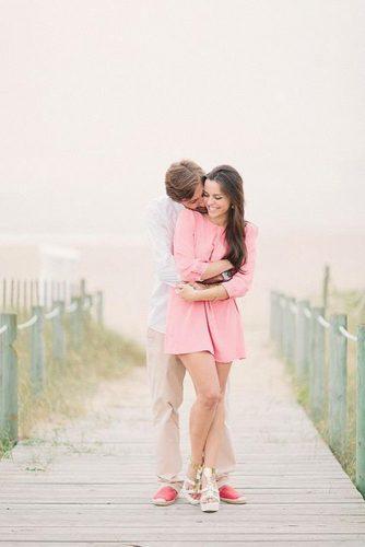 what to wear for engagement photos 1