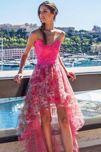 dress style for engagement