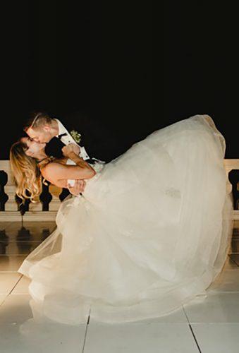 first dance wedding shots dip pose kiss michelleprunty