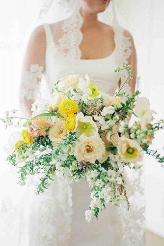 popular-wedding-flowers-cute-ranunculus-for-wedding-bouquet-jose-villa