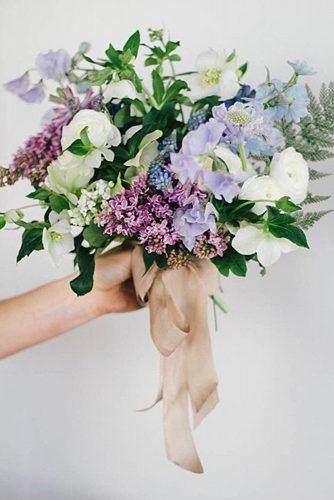 popular-wedding-flowers-small-bridal-bouquet-of-sweet-peas-kate-osborne