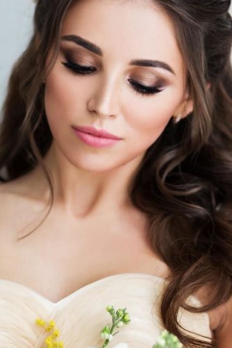 wedding makeup for brunettes bronze makeup with rose lips archstyle