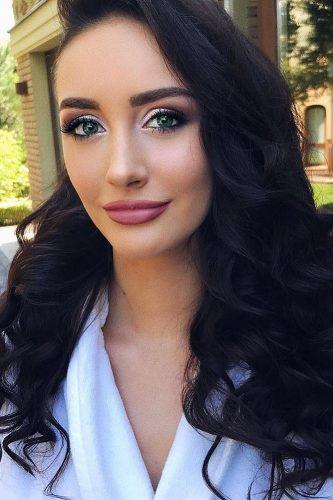 wedding makeup for brunettes green eyes side hair juliadzhulay
