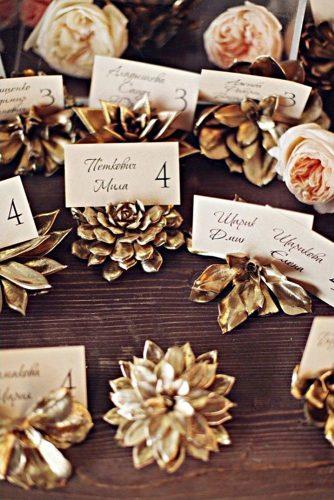 gold-wedding-decorations-golden-stylish-name-cards-sonya-khegay-photography 