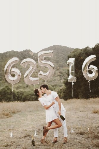 save the date photo ideas ballons numbers outdoor kinsey mhire photography