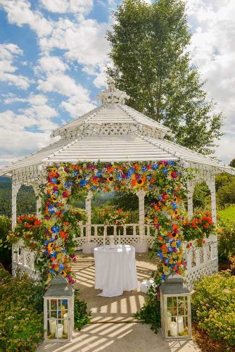 western wedding decoration white arch with bright sunflower flowers elevate photography
