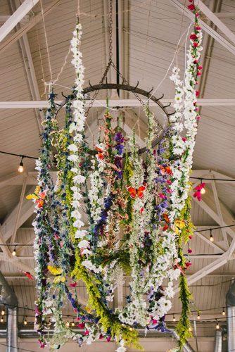 hippie-wedding-suspended-décor-with-flower-garland-arielle-vey