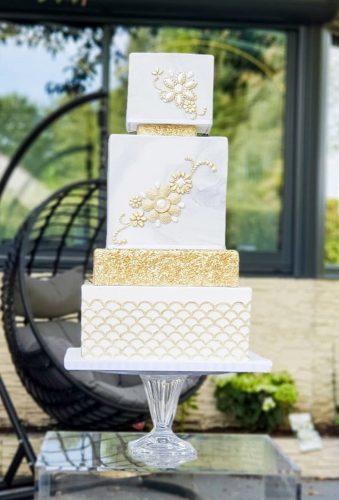 wedding cake shapes white square cake leila patiss
