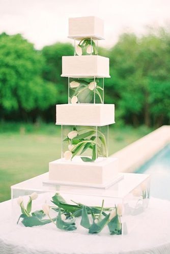 summer wedding cakes floating tiers wedding cake
