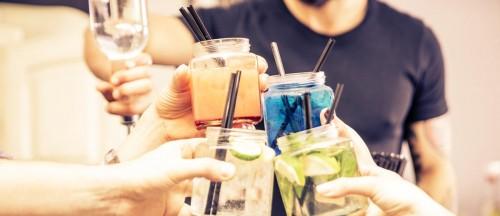 DIY Wedding Cocktail Bar Guide & How To