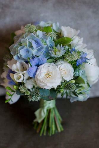 blue-wedding-bouquets-katherine-ashdown-