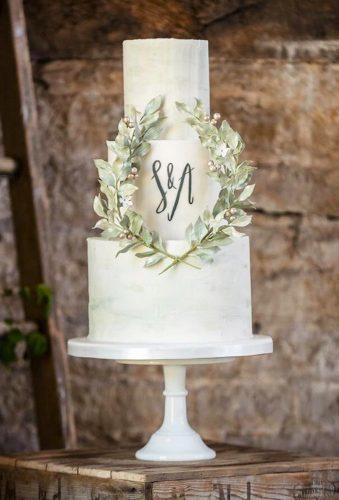 30 Rustic Wedding Cakes With Floral Berry Decorations Wedding