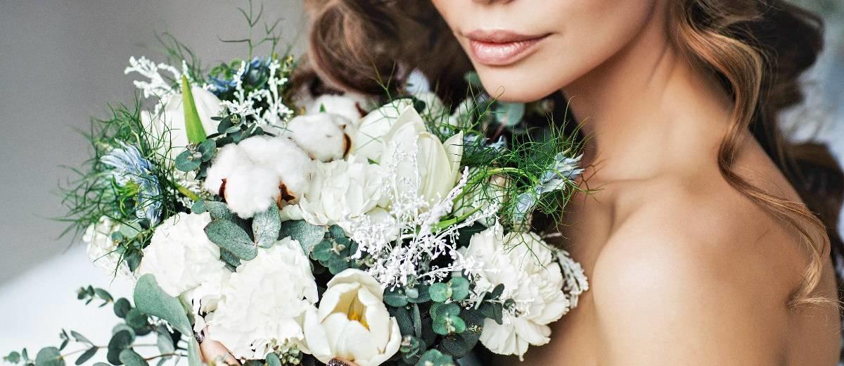 Amazing Winter Wedding Bouquets For The Chilly Season