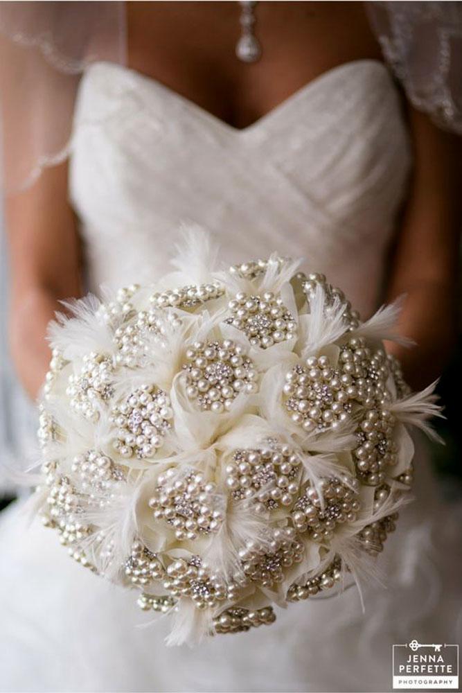 brooch wedding pearl bouquets