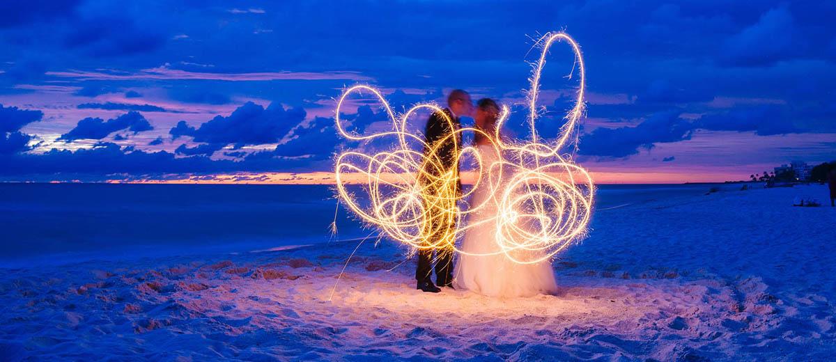 4 Sparkler Photo Ideas & Tips For Your Wedding Album