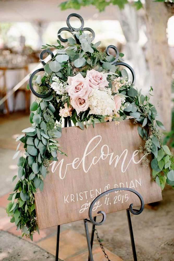welcome rustic wedding signs wood and flower