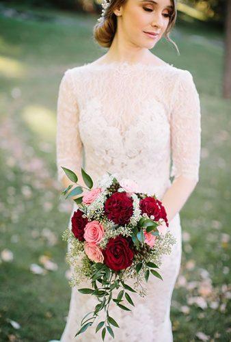 babys breath wedding ideas marsala wedding bouquet with babys breath heart sparrow photography