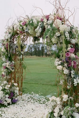 babys breath wedding ideas outdoor arch with roded and sreenery in rustic style carrie_patterson