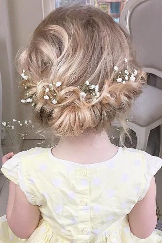 39 Cute Flower Girl Hairstyles 2020 Update Wedding Forward