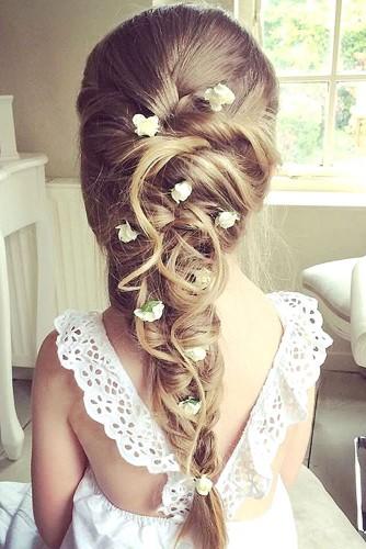 39 Cute Flower Girl Hairstyles 2020 Update Wedding Forward