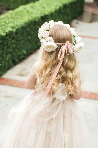 39 Cute Flower Girl Hairstyles 2020 Update Wedding Forward
