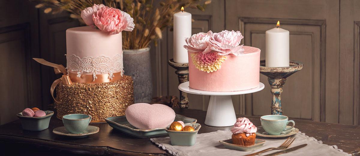 24 Outstanding Fondant Flower Wedding Cakes