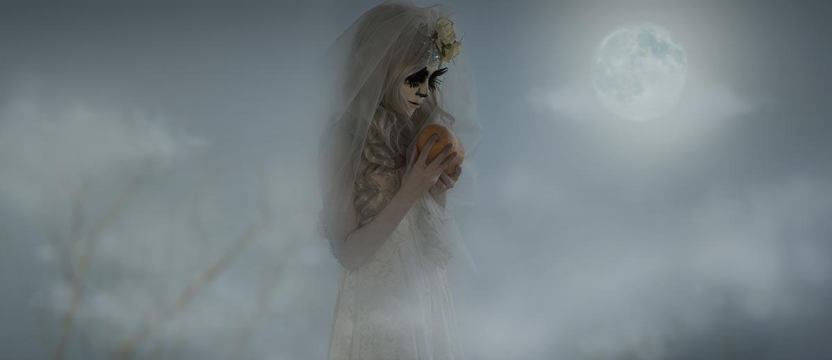 The Spookiest Halloween Weddings We’ve Ever Seen