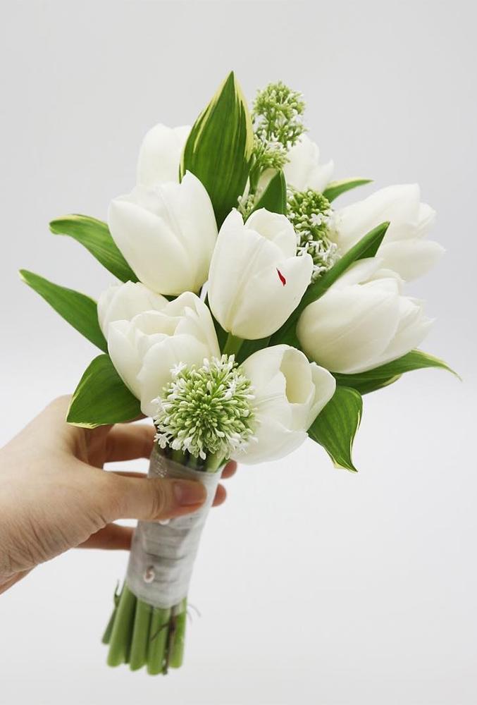 30 Prettiest Small Wedding Bouquets to Have and to Hold