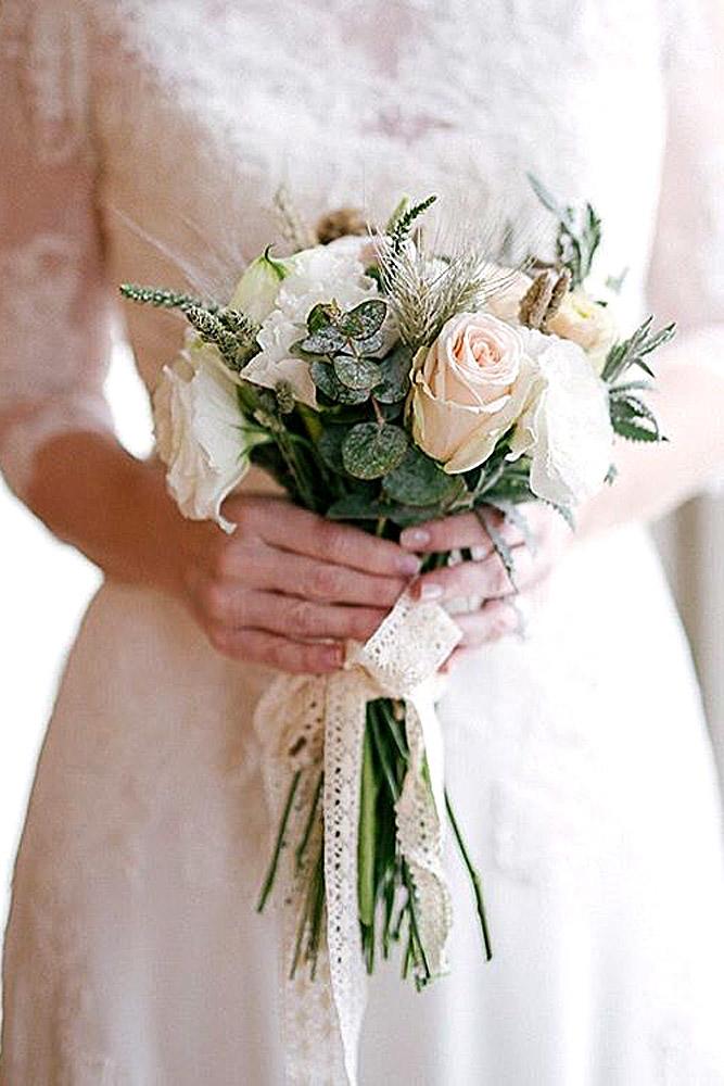 30 Prettiest Small Wedding Bouquets to Have and to Hold