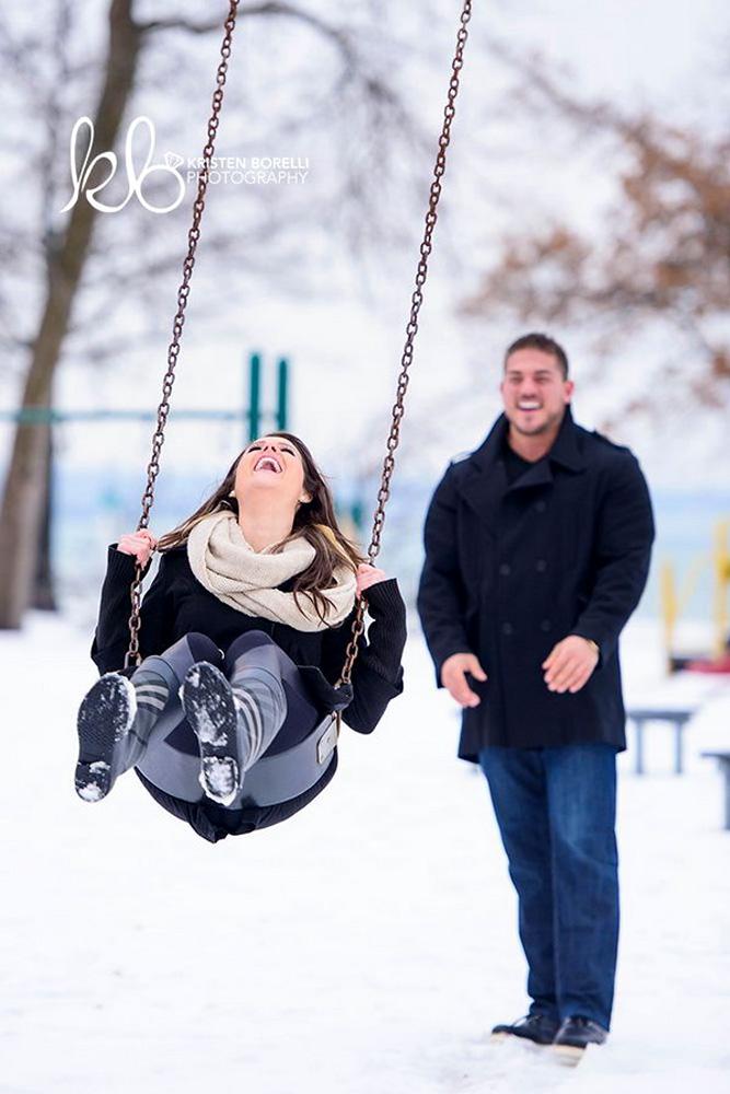 engagement photos in the snow 3