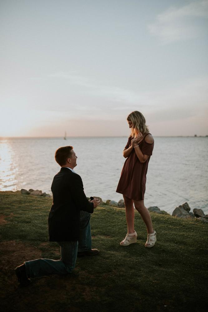 24 Best Proposal Pictures Captured On Camera Wedding Forward