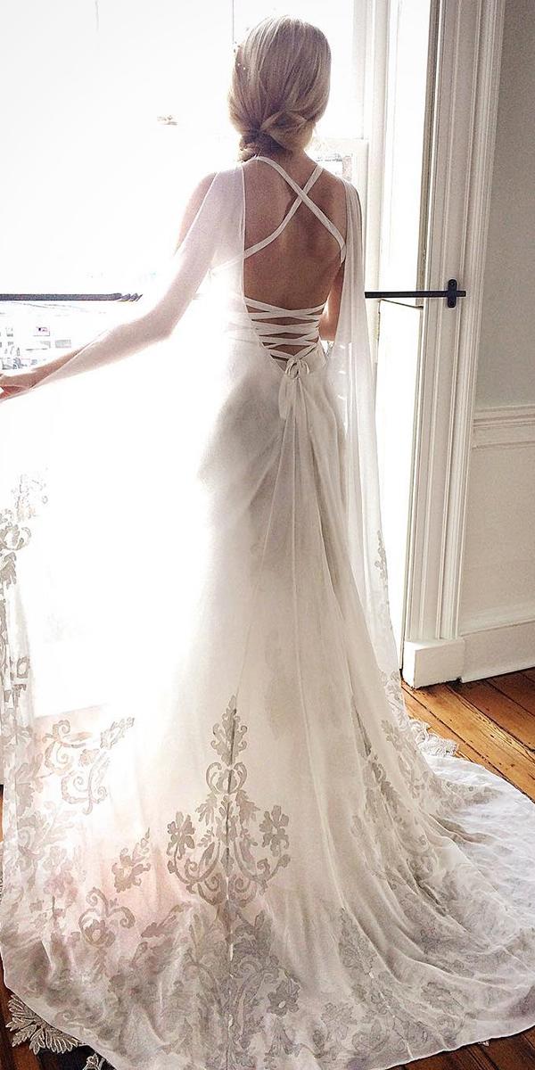 24 Maternity Wedding Dresses For Moms-To-Be | Page 2 of 9 | Wedding Forward