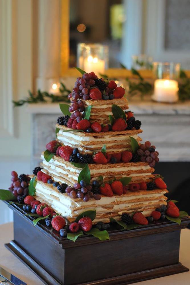 italian wedding cakes traditional cake with fruits andstrawberries confectionerydesigns