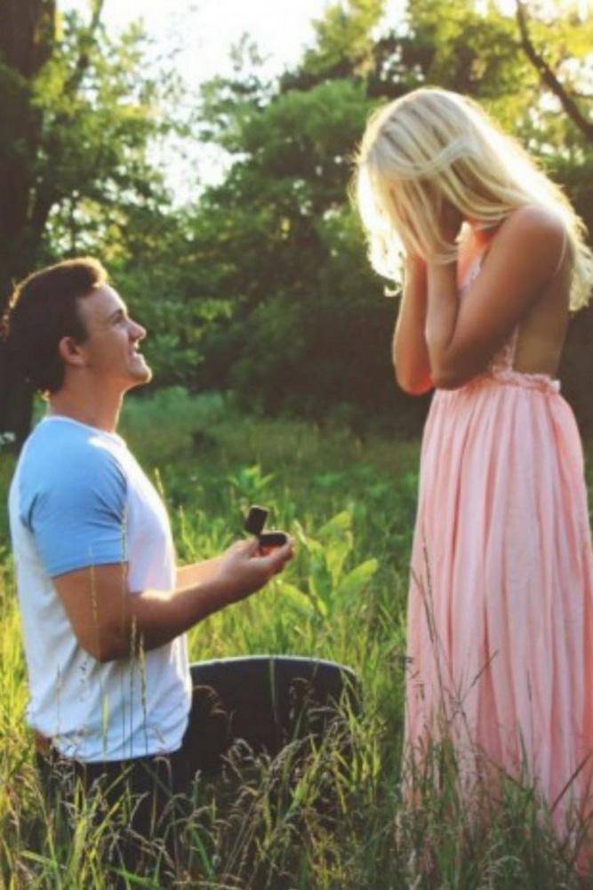 wedding proposal ideas outdoor propose in the wood