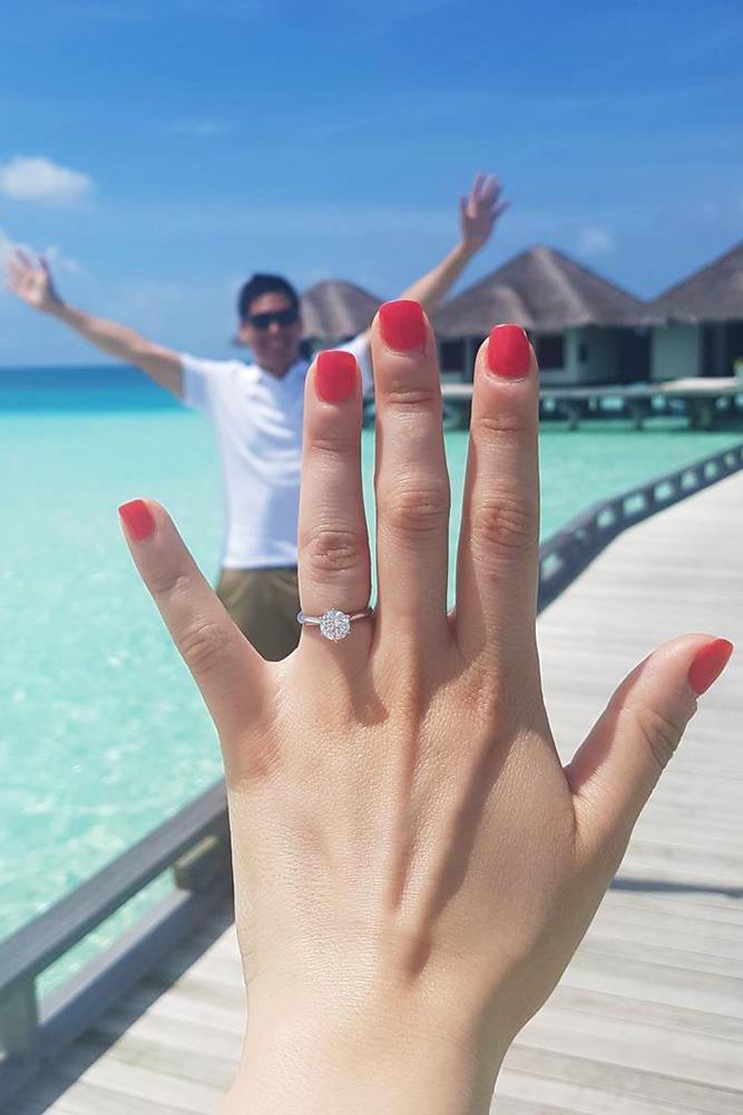 wedding proposal ideas ring selfy on the island