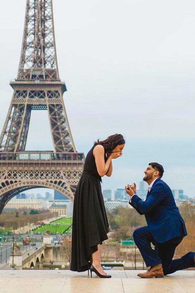 wedding proposal ideas touching paris propose