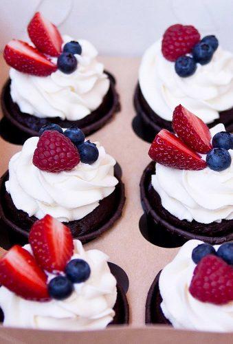 chocolate wedding cupcake cupcake with strabberry anastasiiacakes