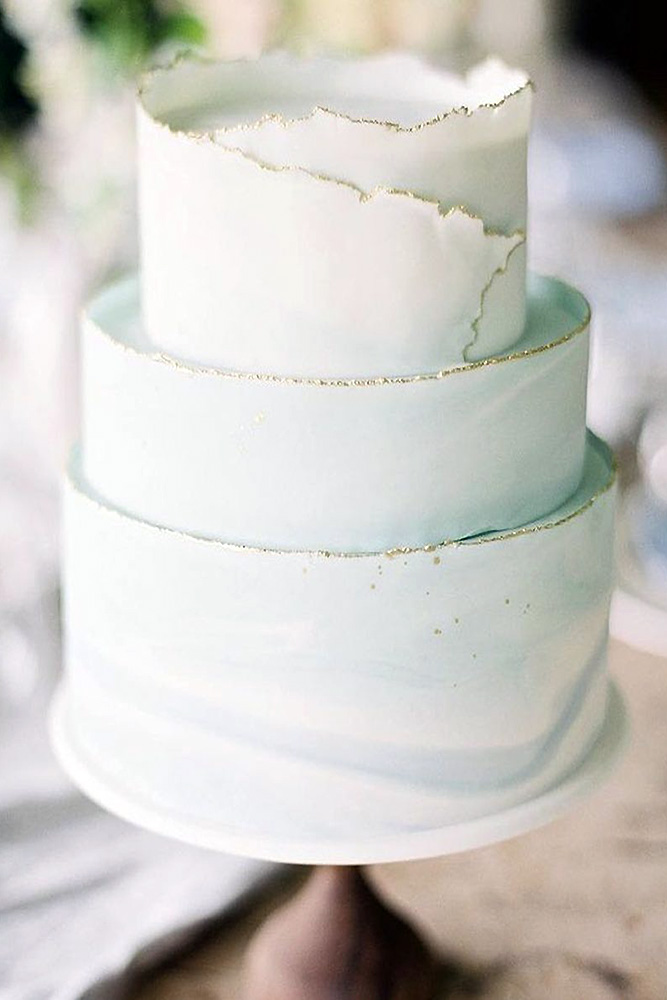 simple-romantic-wedding-cakes-pastel-mint-color-judy-pak-studio-via-instagram