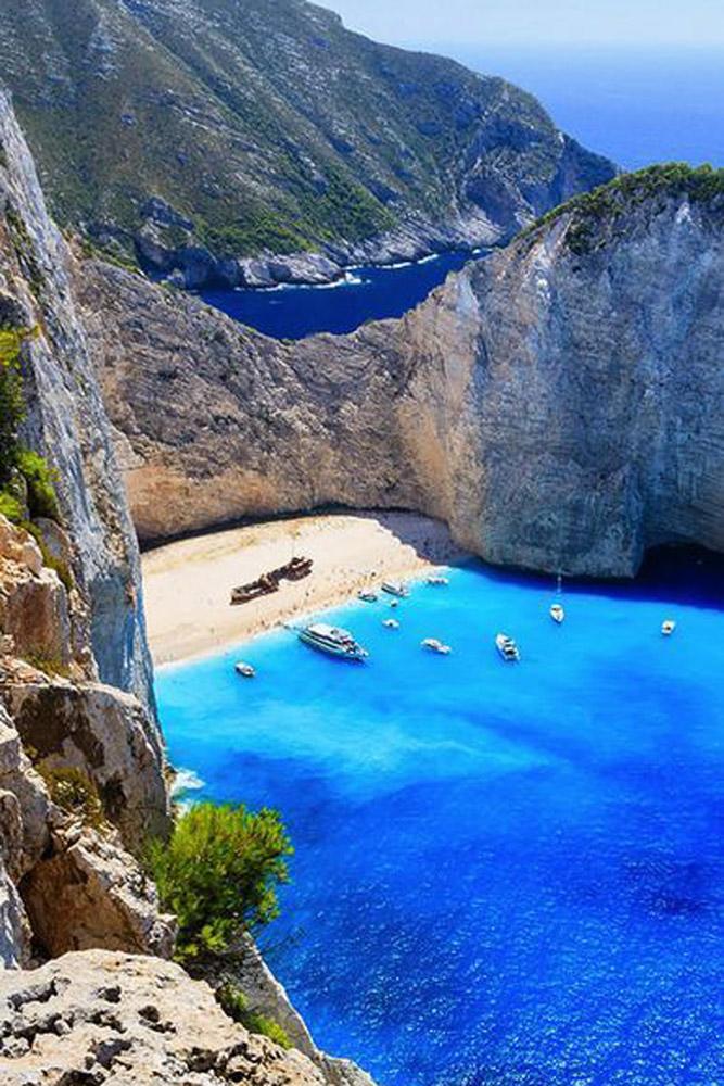 tropical honeymoon destinations greece a wonderful lagoon aleszurb via flickr