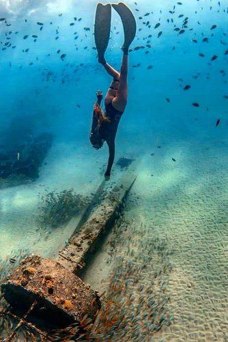 affordable honeymoon packages comodo island free