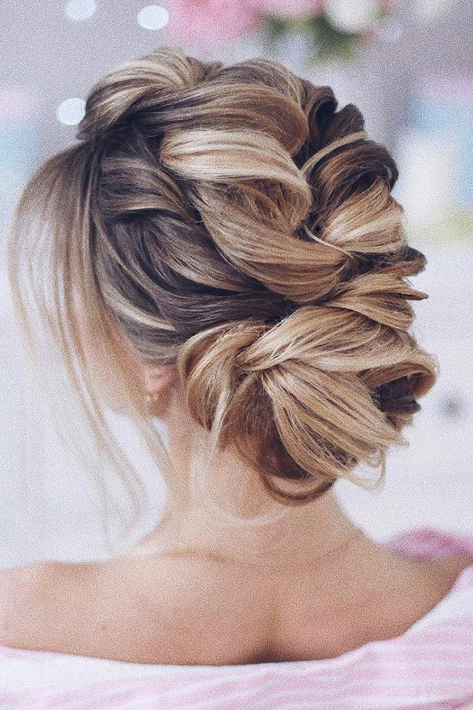bridesmaid updos for fine hair