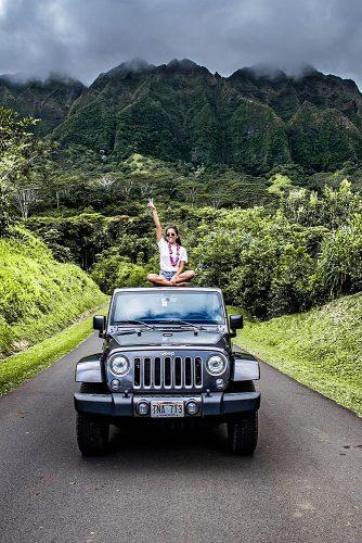 cheap honeymoon ideas honolulu hawaii girl on the car