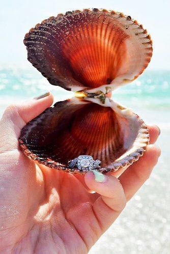 rose gold wedding rings twist zalesjewelers via instagram
