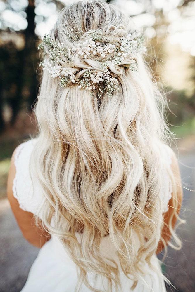 33 Wedding Hairstyles With Flowers | Wedding Forward