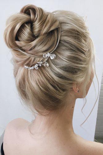 30 Enchanting Bridal Hair Accessories To Inspire Your Hairstyle
