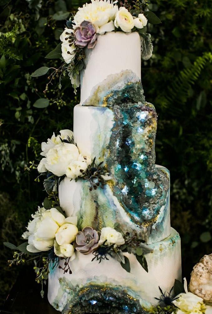 Be in trend! Geode Wedding Cakes For Stylish Event Page 3 of 7 Wedding Forward