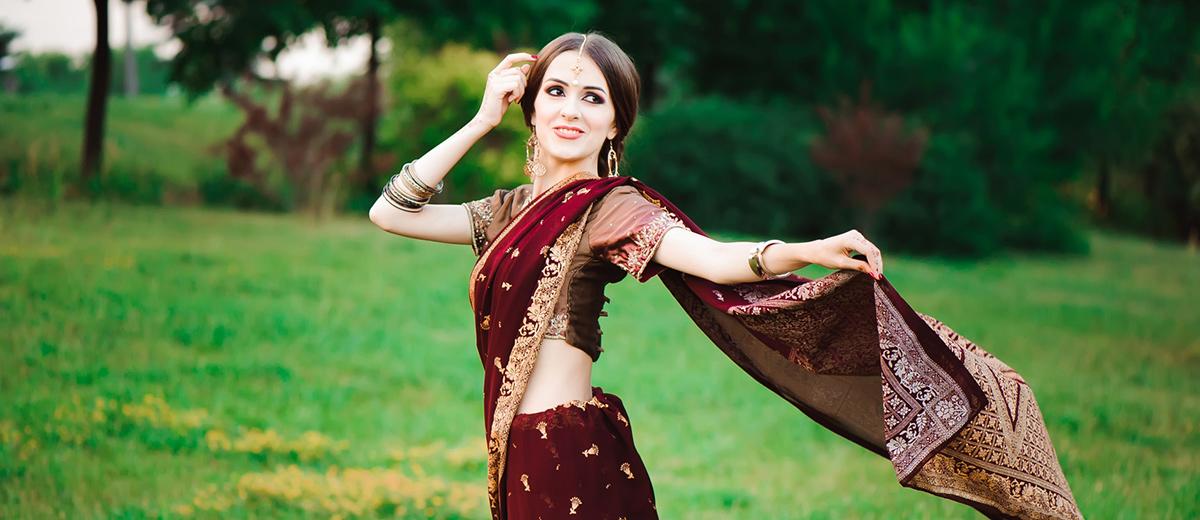 Indian Wedding Dresses: 27 Unusual Looks & Faqs